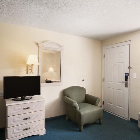 Days Inn Pensacola North Ferry Pass Zewnętrze zdjęcie